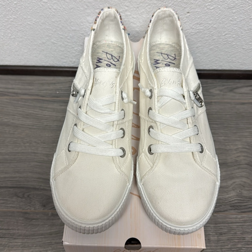 Blowfish Malibu Women's Fruit Lace Up Sneaker - Picture 6 of 10